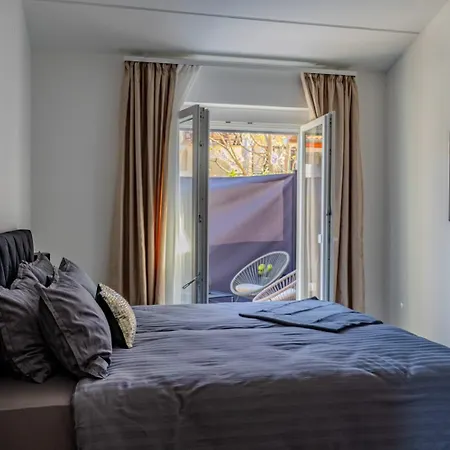 Stylish House Aurora شقة *