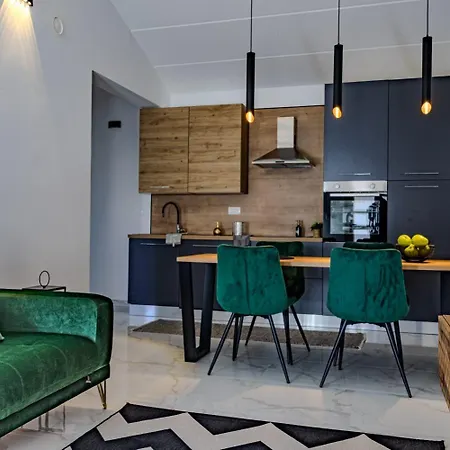 Stylish House Aurora Apartmán