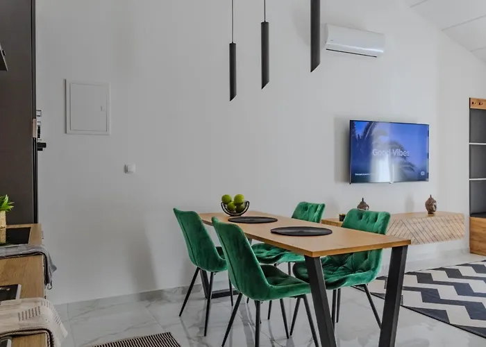 Stylish House Aurora Lägenhet Pula