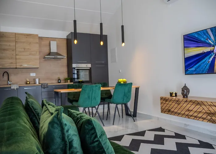 Stylish House Aurora