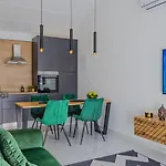 Stylish House Aurora