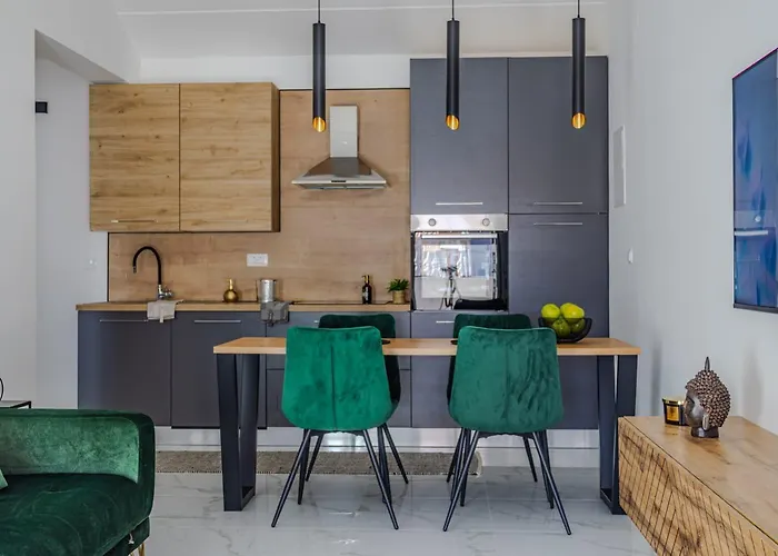 Stylish House Aurora